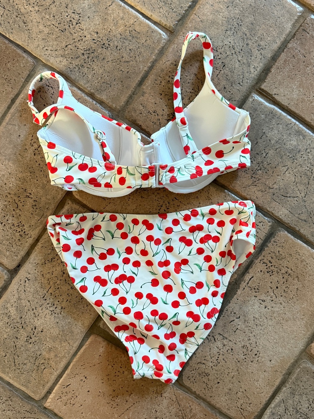 Good American Demi Balconette Bikini Top and Bottoms in Cherry - Picture 10 of 12
